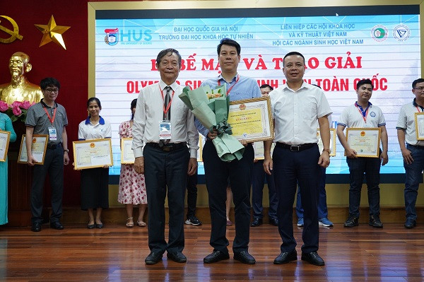 Olympic Sinh hoc sinh vien toan quoc lan 2 co 7 giai Nhat-Hinh-4