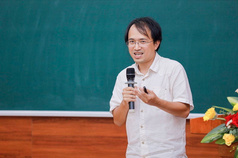 GS Phan Duong Hieu: Bao ve quyen rieng tu de co tu do