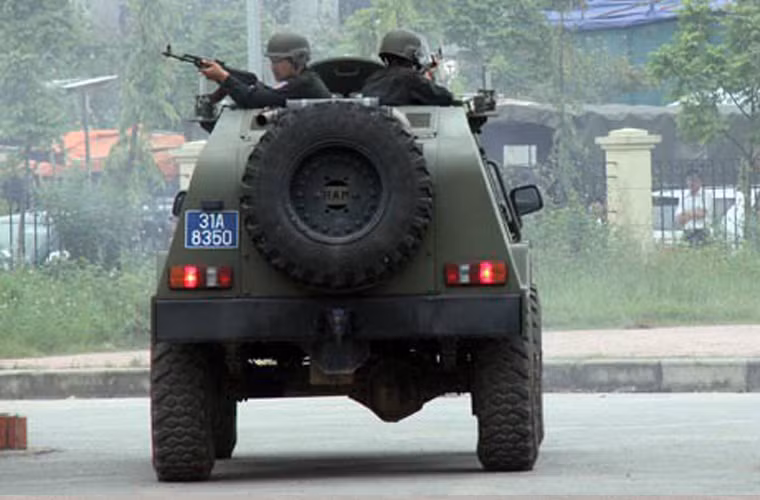 Xe có khả năng lội nước sâu đến 1m, chống được đạn cấp độ B6 mọi cự ly, không giống như những xe bọc thép khác, RAM 2000 MK3 có khung gầm bằng thép chắc chắn có thể chống đỡ tốt với các vụ nổ mìn có thể làm lật xe.