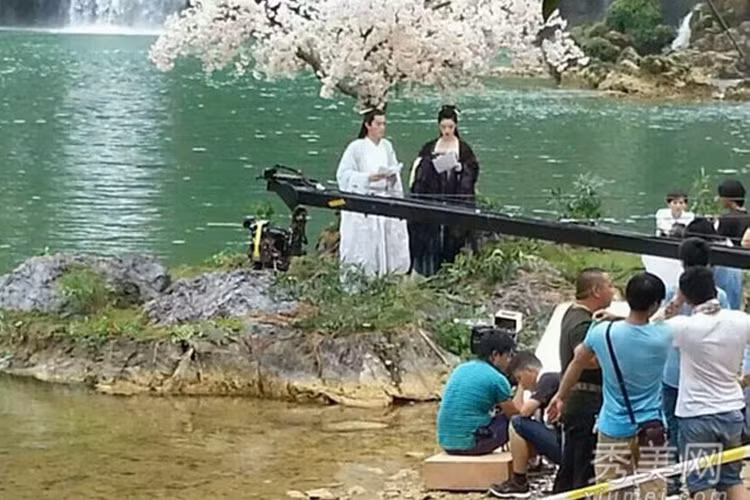 Đằng sau cảnh quay này lại là sự thật khiến nhiều người “cười ra nước mắt”.