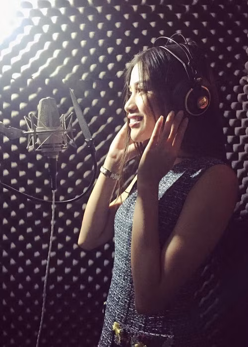 Tuyen bo roi showbiz, Nguyen Thi Thanh lam that hay hua choi?-Hinh-2