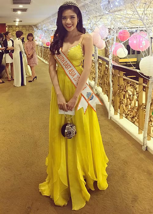 Loat nguoi dep thi chui giong Nguyen Thi Thanh gio ra sao?