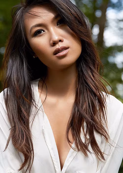 Người đẹp 26 tuổi còn từng lọt top 15 cuộc thi Miss Vietnam Global 2009. Ảnh: FBNV