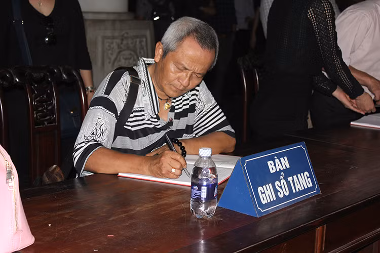 Đạo diễn Đỗ Trọng tiếc thương sự ra đi của diễn viên Duy Thanh.