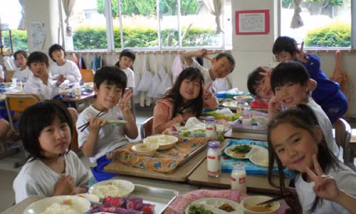 Cuoc song ben trong nen giao duc khien ca the gioi nguong mo-Hinh-2