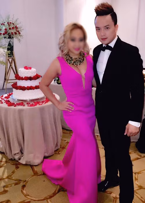 Cao Thái Sơn nhanh chóng phủ nhận bà xã là bầu show tên M.L. Anh cho biết, đây chỉ là người chị thân thiết đã kết hôn và con cái cũng đã lớn. Về danh tính người vợ thực sự, Cao Thái Sơn từ chối tiết lộ vì muốn tận hưởng tuần trăng mật bình yên. Ảnh: FBNV