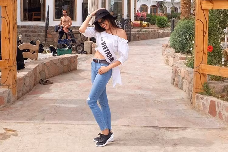 Càng gần chung kết, Nguyễn Thị Thành càng tỏ ra tự tin hơn. Trong các hoạt động bên lề cuộc thi, cô lúc nào cũng rạng rỡ. Ảnh: Missosology