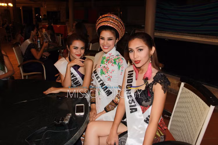 Tuy kết bạn được với nhiều thí sinh nhưng Nguyễn Thị Thành vẫn bị một số người đẹp ghét ra mặt vì bảng thành tích. Ảnh: Missosology