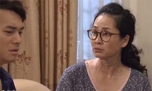 Song chung voi me chong: Ba Phuong gian vi con dau khong muon de