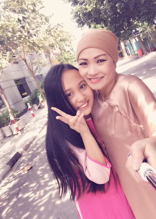 Day la hai co gai gay to mo nhat showbiz Viet-Hinh-9