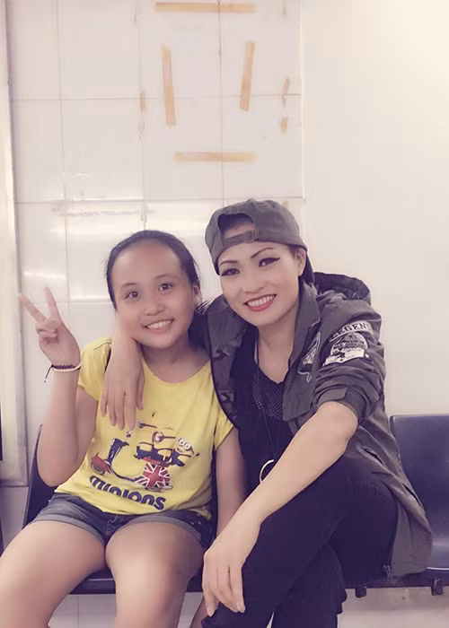 Day la hai co gai gay to mo nhat showbiz Viet-Hinh-14