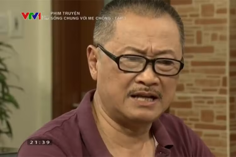 Kể từ đó đến nay, bà Phương không gọi tiếng mẹ chồng một lần nào nữa cũng như tránh chạm mặt mẹ chồng và gia đình chồng. Về phía ông Phương, ông không thể hóa giải mâu thuẫn giữa vợ và mẹ. Ảnh: VTV