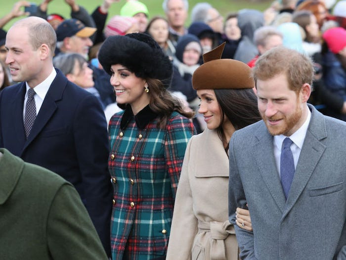 Các thành viên trong gia đình Hoàng gia Anh không được bỏ phiếu hay tham gia các hoạt động chính trị.