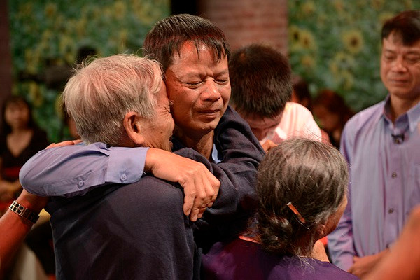 “Nhu chua he co cuoc chia ly” tro lai voi dien mao moi