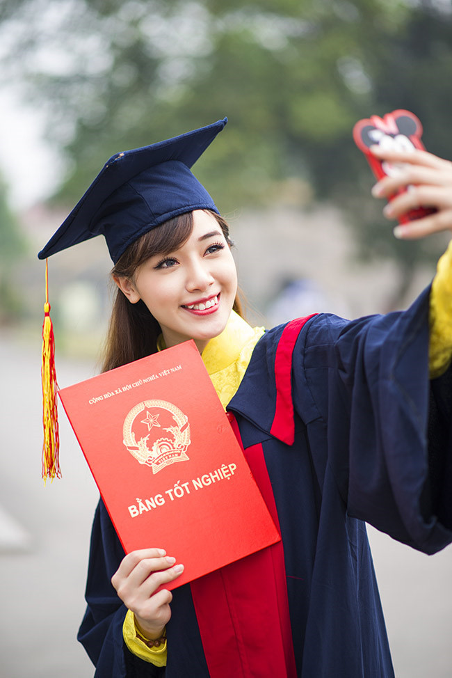 Ten that cua em chong Ha Tang la gi?-Hinh-7