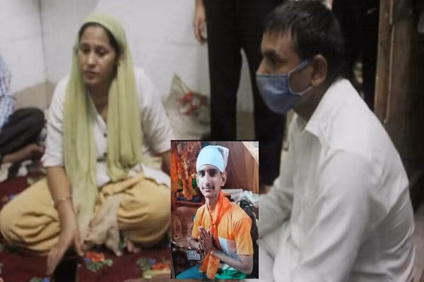 Nam sinh bi danh chet khi dang di choi voi ban gai