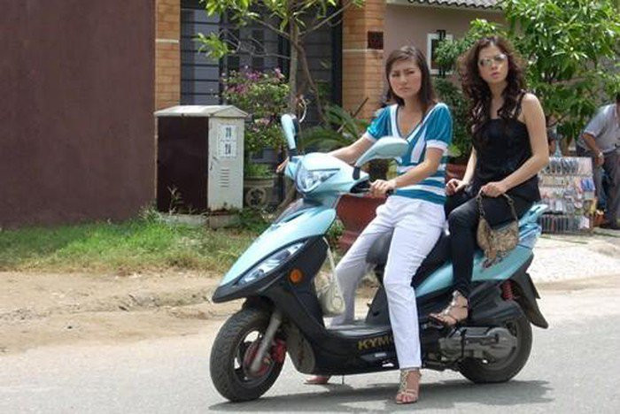 Ngoc Lan tai ngo Ly Nha Ky sau 12 nam dong chung phim-Hinh-2