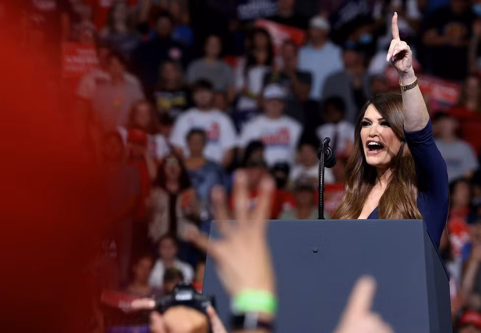 Ban gai xinh dep, “khong phai dang vua” cua con trai ca ong Trump-Hinh-11