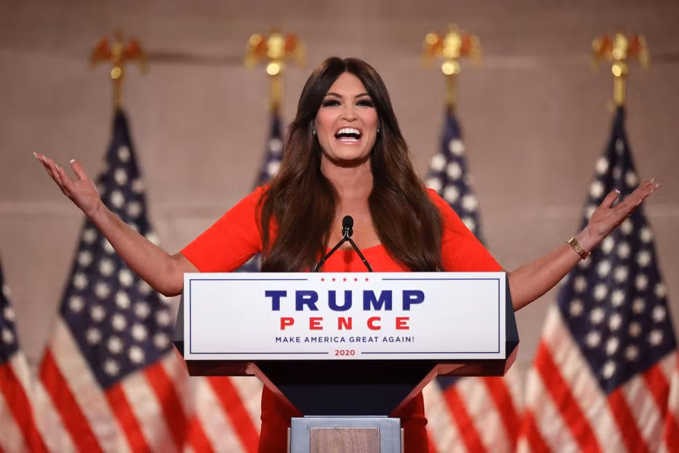 Ban gai xinh dep, “khong phai dang vua” cua con trai ca ong Trump-Hinh-12