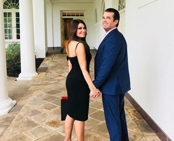 Guilfoyle và Donald Trump Jr. được cho là bắt đầu hẹn hò vào tháng 4/2018.