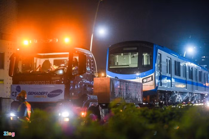 Tau metro so 1 ve den depot Long Binh-Hinh-7
