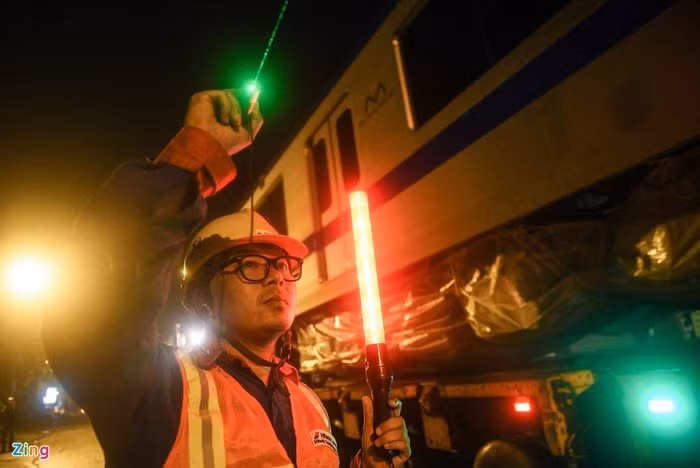 Tau metro so 1 ve den depot Long Binh-Hinh-12