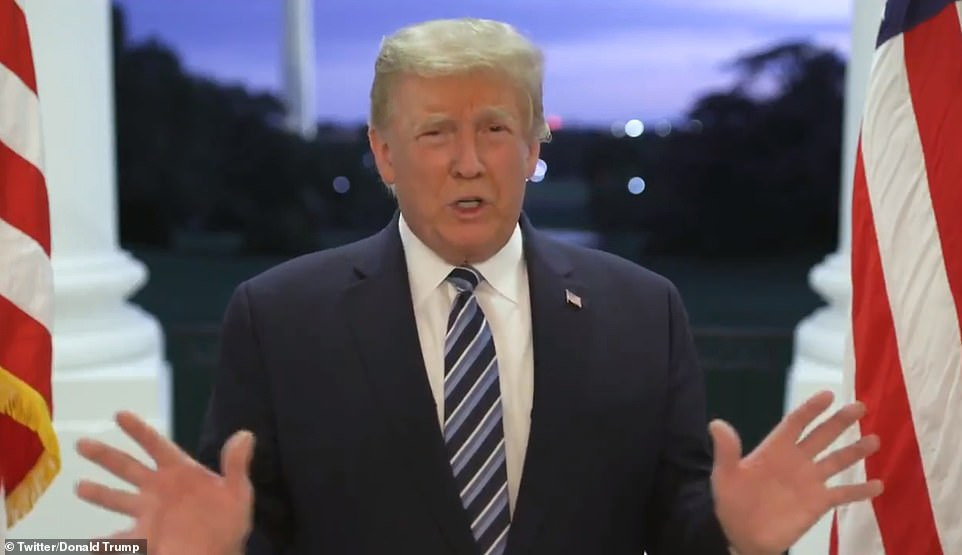 Trở về Nhà Trắng, Tổng thống Trump đã có bài phát biểu cám ơn đội ngũ y tế và gửi đi một thông điệp tới người dân Mỹ.