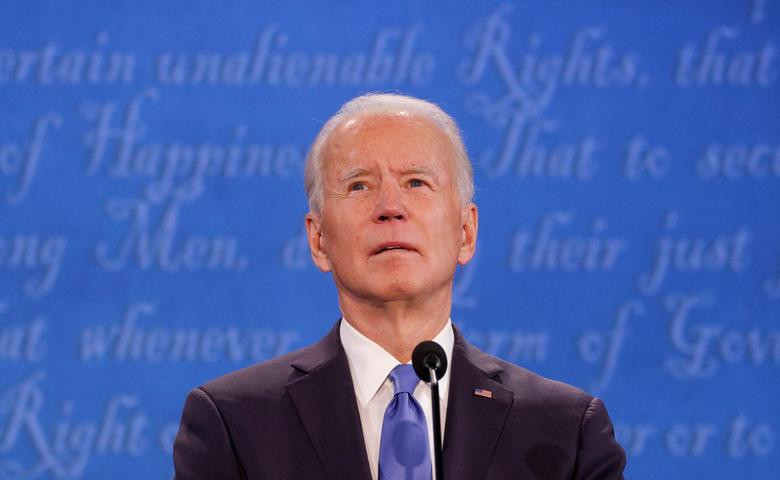 Toan canh cuoc tranh luan Trump - Biden cuoi cung: Gay can, hap dan-Hinh-12