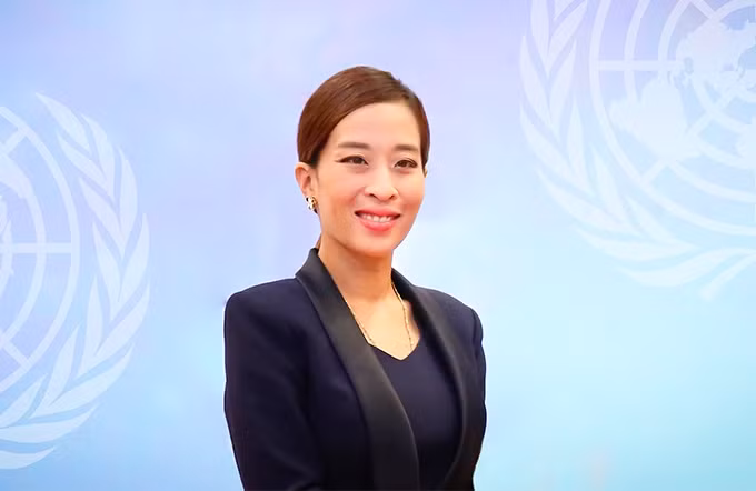 Ngoài ra, cô tốt nghiệp Thạc sĩ trường luật Cornell năm 2002 và lấy bằng Tiến sĩ Luật của trường Đại học Cornell (Mỹ) năm 2005. Ảnh: TIJ.