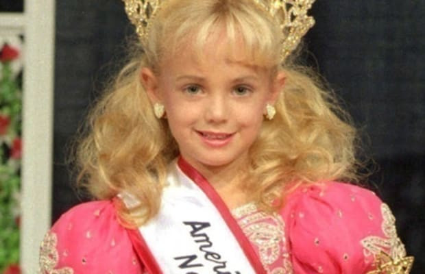 Ngày 28/12/2016, sau khi CBS phát sóng một loạt phim tài liệu về vụ án ám chỉ anh trai của JonBenét, Burke Ramsey, có thể là thủ phạm, Burke đã đệ đơn kiện CBS.