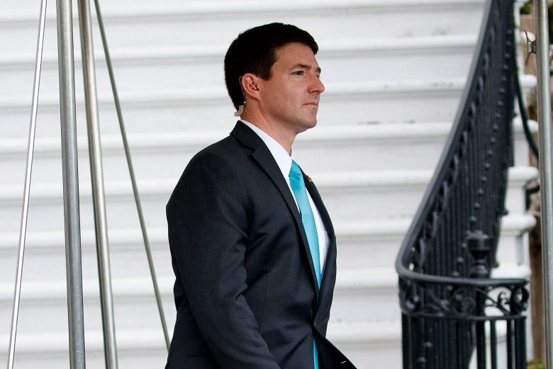 Bác sĩ Conley sinh năm 1980 tại Doylestown, bang Pennsylvania. Theo New York Times, ông lấy bằng DO (Bác sĩ nắn xương) của Trường Y Philadelphia vào năm 2006. Ảnh: AP.