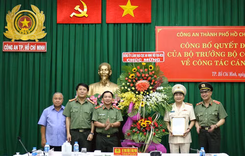 Cong an TP HCM co Pho Giam doc moi
