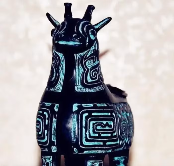 Câu chuyện của ông Trần Tam không chỉ là một phát hiện khảo cổ đặc biệt mà còn là một bài học về lòng yêu nước và trách nhiệm với di sản văn hóa. Sự kiên định và quyết tâm của ông đã giúp bảo vệ những giá trị lịch sử vô giá, đóng góp vào việc gìn giữ và phát huy văn hóa của đất nước.(Ảnh: Người đưa tin)