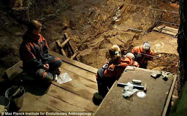 Mối quan hệ phức tạp này đã góp phần vào sự đa dạng di truyền và tiến hóa của loài người hiện đại, làm phong phú thêm lịch sử nhân loại.(Ảnh: Daily Mail)