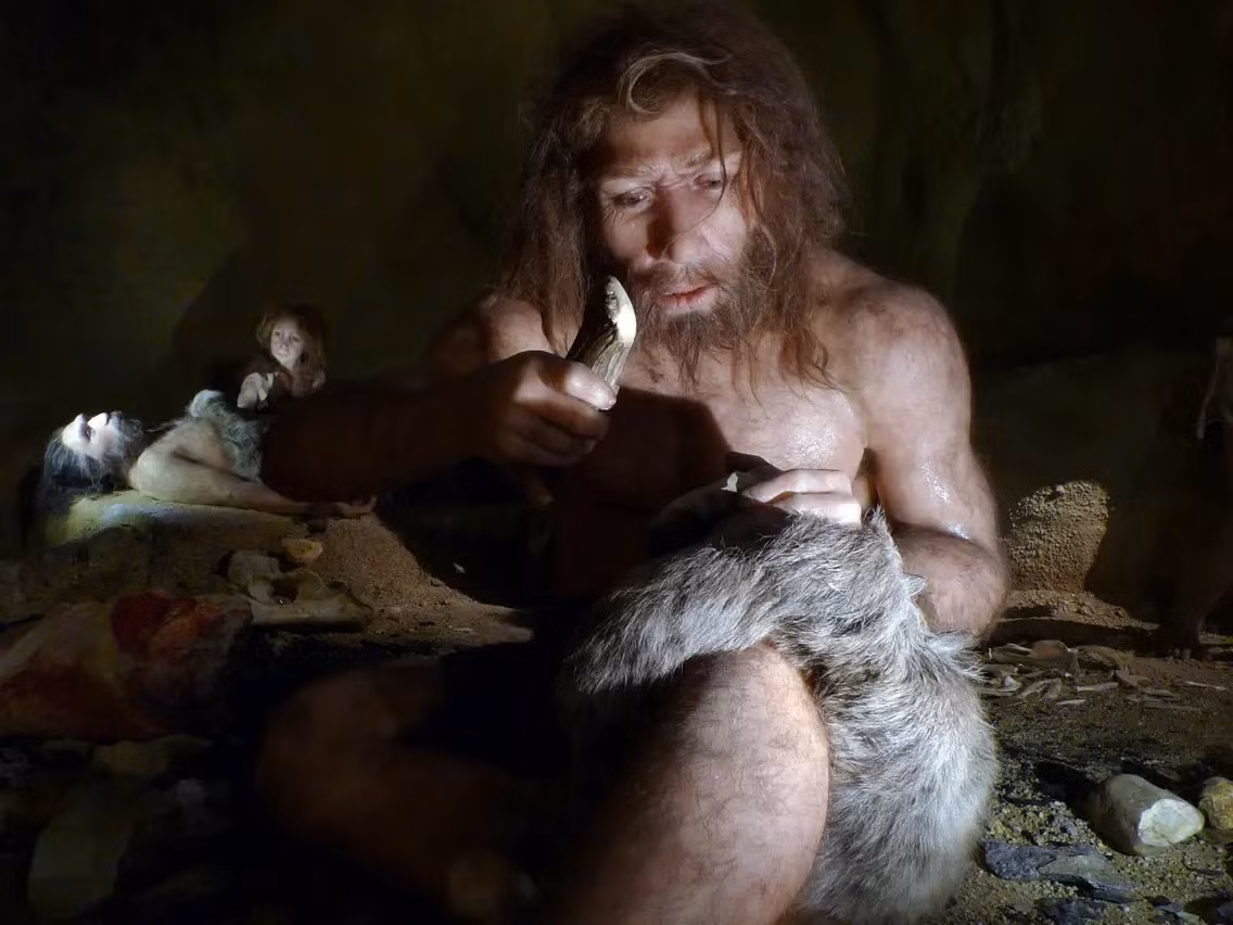 TS Yossi Zaidner từ Đại học Hebrew cho biết, phát hiện này nằm trên tuyến đường di cư phổ biến của ba loài người, mang lại hy vọng hiểu rõ hơn về cách họ tương tác. (Ảnh: Business Insider)