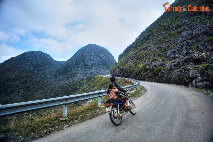 Các di sản địa chất ở nay đât mang những tên gọi hấp dẫn như nương đá, địa hình đơn nghiêng, sự kiện hủy diệt sinh giới...