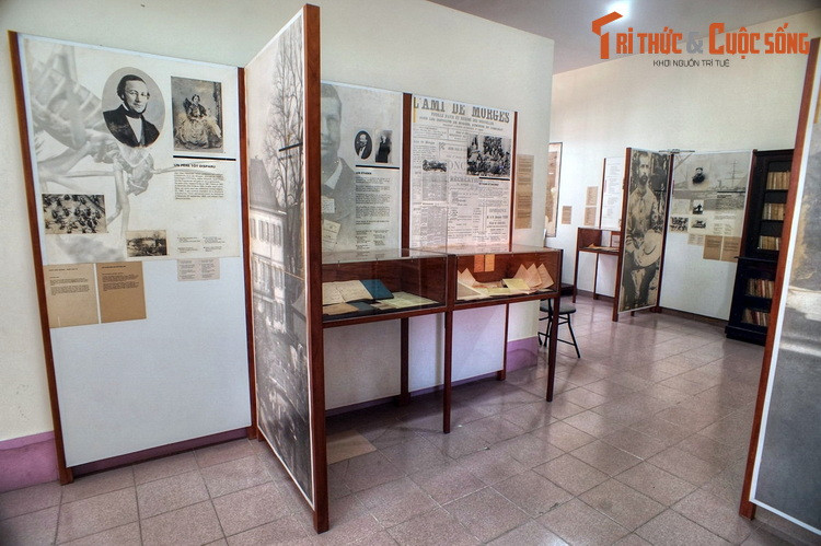  8. Bảo tàng Yersin. Nằm trong khuôn viên Viện Pasteur ở số 4 Trần Phú, Bảo tàng Yersin là nơi quy tụ hàng nghìn hiện vật gắn với sự nghiệp của bác sĩ – nhà khoa học thiên tài Alexandre Yersin (1863-1943) khi ông sinh sống và làm việc ở Việt Nam.