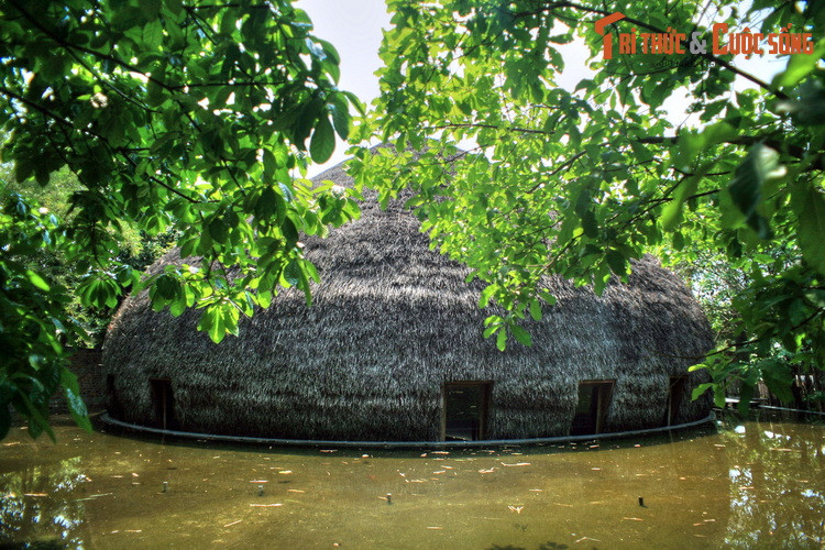 3. Nằm ở phường Phú Thọ của thành phố Thủ Dầu Một, quán cà phê Gió và Nước là một công trình đặc sắc được giới kiến trúc sư quốc tế biết đến rộng rãi.