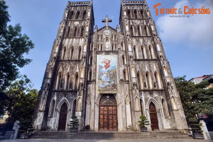 Top 10 nha tho chinh toa noi tieng nhat Viet Nam