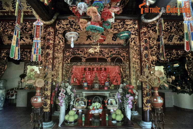 Ông đã dừng lại tại vùng biển ngày nay là Đồ Sơn rồi chọn một hang đá để cư trú và mở chùa. Đó chính là Cốc Tự cổ, ngày nay được biết đến rộng rãi với tên gọi chùa Hang Đồ Sơn.