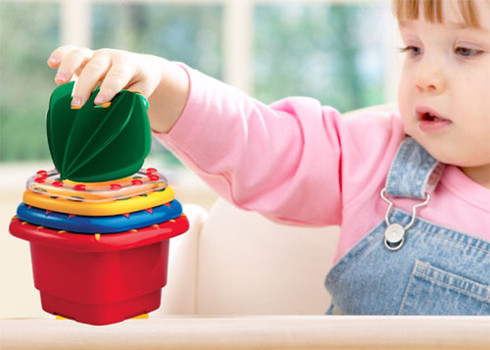 Tuần 72-76: Những em bé trong độ tuổi này cũng thường xuyên ăn vạ. Muốn dỗ chúng đi ngủ thường rất mệt mỏi, đòi hỏi bố mẹ phải cương quyết và kiên nhẫn.