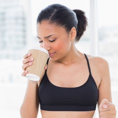 Thực tế trong thành phần của các loại đồ uống dành cho người chơi thể thao có tính axit, đường và hóa chất phụ gia trong nước uống cho người chơi thể thao có thể làm suy yếu men răng, tạo kẽ hở cho vi khuẩn bám vào.