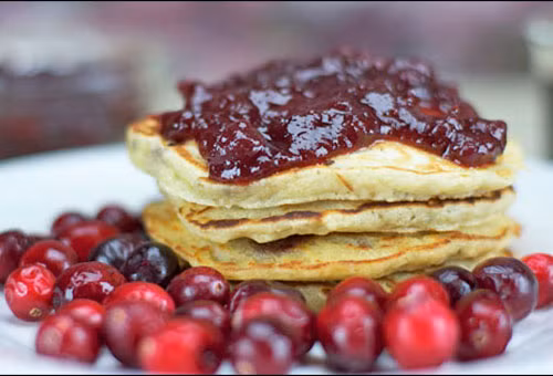 Cho con ăn bánh mì với siro nhân tạo cũng là việc làm hại con.