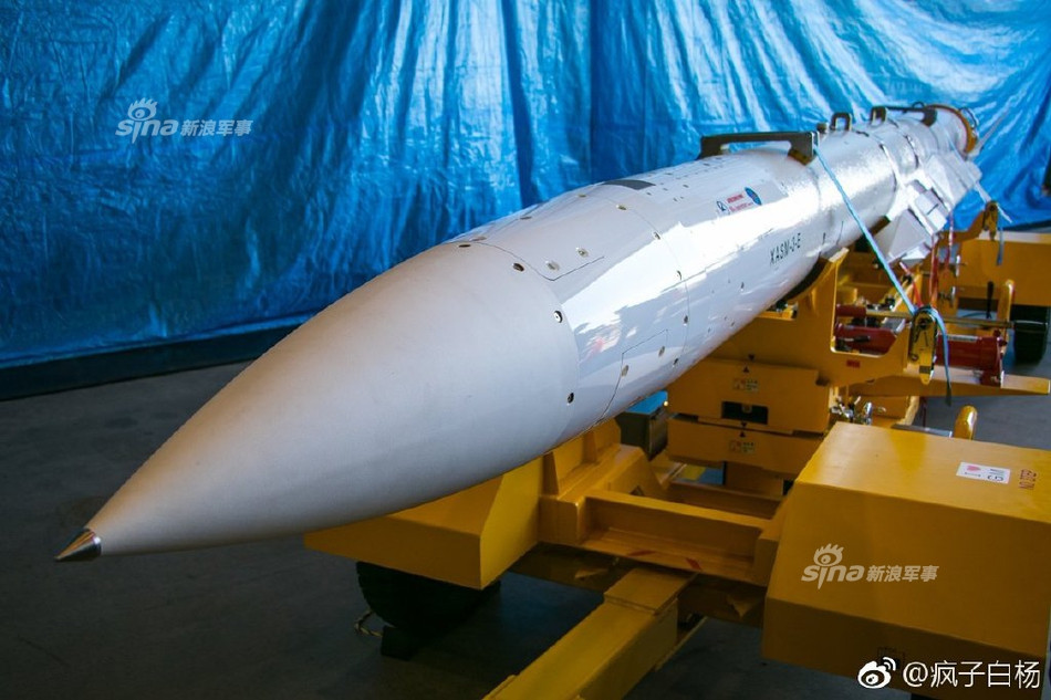 Lực lượng phòng vệ trên không Nhật Bản (JASDF) vừa tiếp nhận tên lửa chống hạm XASM-3E. Đây là phiên bản sản xuất hàng loạt và trang bị cho JASDF sau quá trình thử nghiệm thành công vào năm ngoái. Nguồn ảnh: Sina.