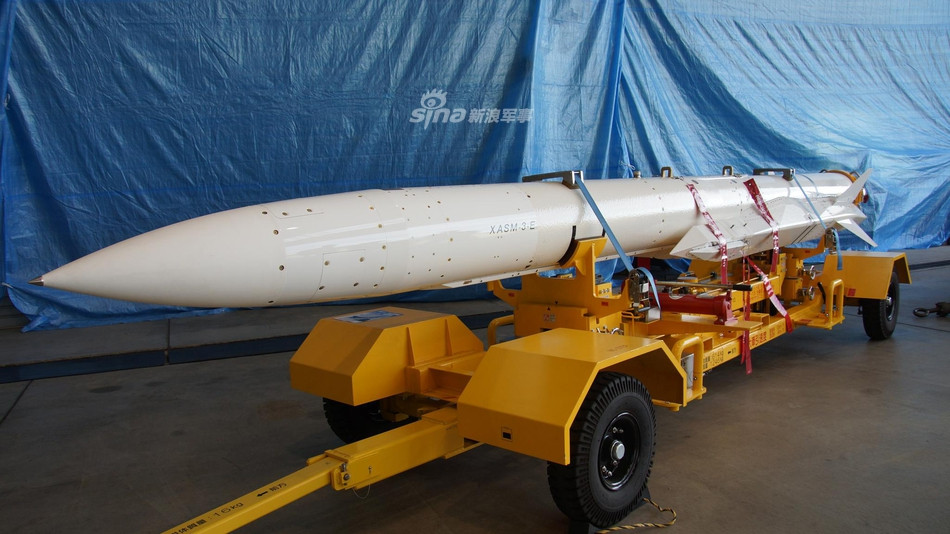 Trang mạng Sina cho rằng tên lửa này là mối đe dọa đối với tàu sân bay Trung Quốc cũng như các chiến hạm khác của nước này. Nguồn ảnh: Sina.