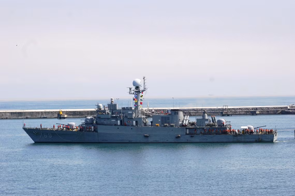 Năm 2018, Hải quân Philippines cũng thành công trong việc "giành" một chiếc tàu hộ vệ Pohang "miễn phí" từ Hàn Quốc. Dự kiến, họ sẽ nhận chiếc BRP PS-39 vào năm 2019. Nguồn ảnh:Wikipedia