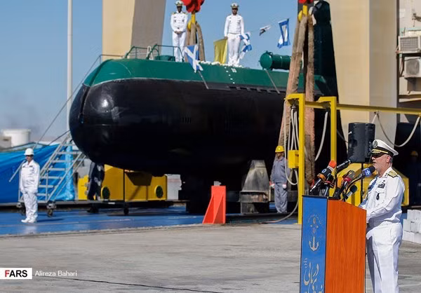 Đáng ngạc nhiên, Press TV cho hay, hai tàu ngầm lớp Ghadir có khả năng chiến đấu mạnh mẽ không chỉ phóng được ngư lôi mà cả tên lửa hải đối hải. Nguồn ảnh: Fars