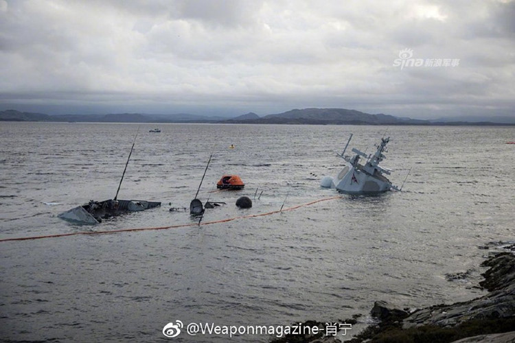 Vết rách quá lớn, dài tới 8m ở đuôi tàu và việc con tàu “ủi bãi không thành” khiến cho mọi nỗ lực cứu hộ “gia tài nửa tỷ USD” của Hải quân Na Uy trở nên vô vọng hơn bao giờ hết. Dù vẫn nổi lên cột buồm và một phần mũi nhưng có thể nói, tới thời điểm này KNM Helge Ingstad bị coi như là đã chìm. Nguồn ảnh: Sina