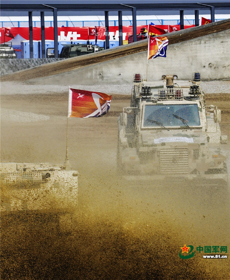 Các tay máy của cơ quan tuyên huấn Bộ Quốc phòng Trung Quốc luôn canh những khoảnh khắc đẹp, hoành tráng nhất. Nguồn ảnh: 81.cn