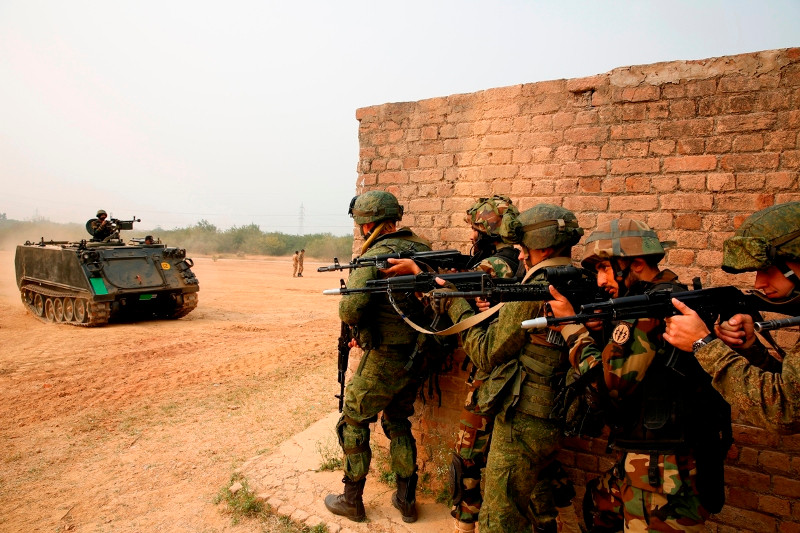 Cuộc tập trận Friendship 2018 "Tình bạn -2018)" giữa quân đội Nga và Pakistan được tổ chức từ ngày 21/10-4/11 tại thị trấn miền núi Pabbi, tây bắc Pakistan. Ảnh: Bộ Quốc Phòng Nga.